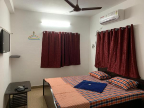 Temple Tree Homes Next to Sankara Nethralaya & Apollo Hospitals Service Apartments With Kitchen